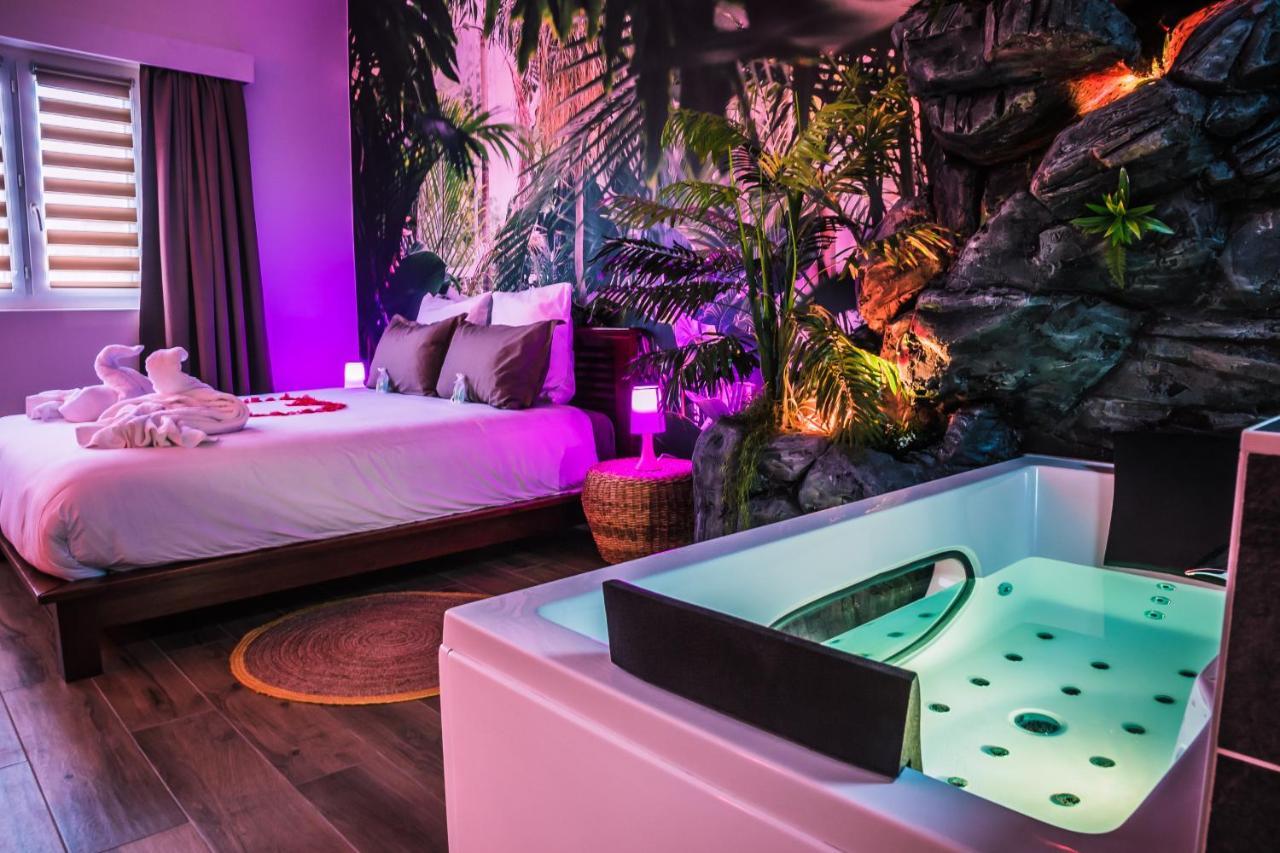 Secret Suite "Jungle" - Jacuzzi Privatif - Gare Rer C - Proche Paris Brétigny-sur-Orge Exterior foto